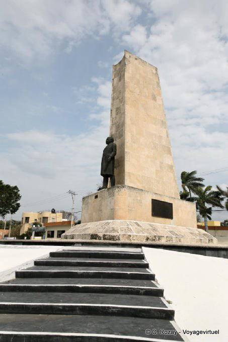 Statue de Justo Sierra Méndez, Campeche - Mexique