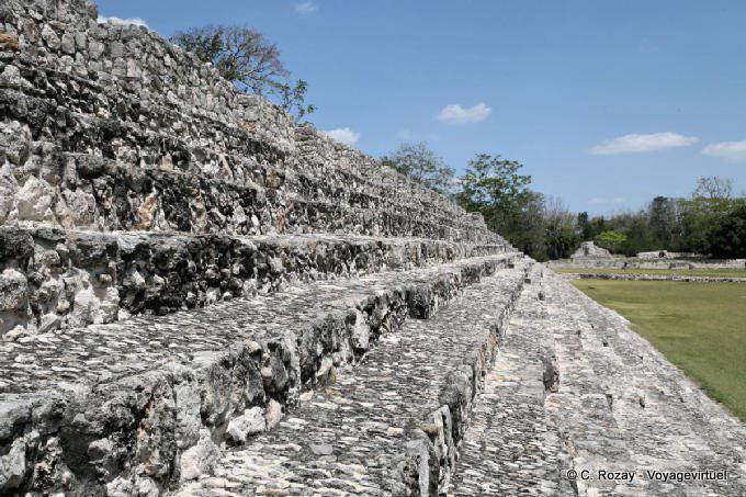 Gradins de la plateforme, Nohochna, Edzná - Mexique