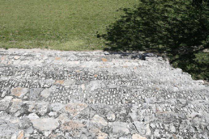 Les marches de Nohochna, Edzná - Mexique