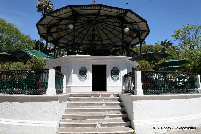 Kiosque sur le zocalo, San Cristobal de Las Casas - Mexique