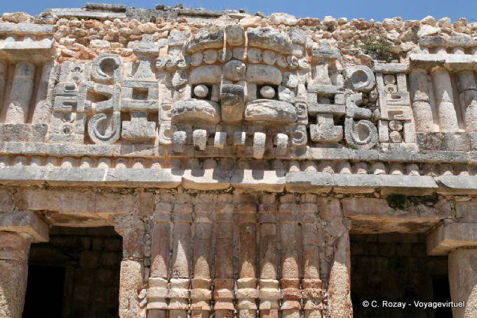 Mascaron du Dieu Chaak, Sayil - Mexique