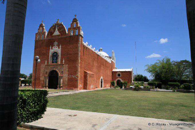 Façade de l'église San Antonio, Ticul - Mexique