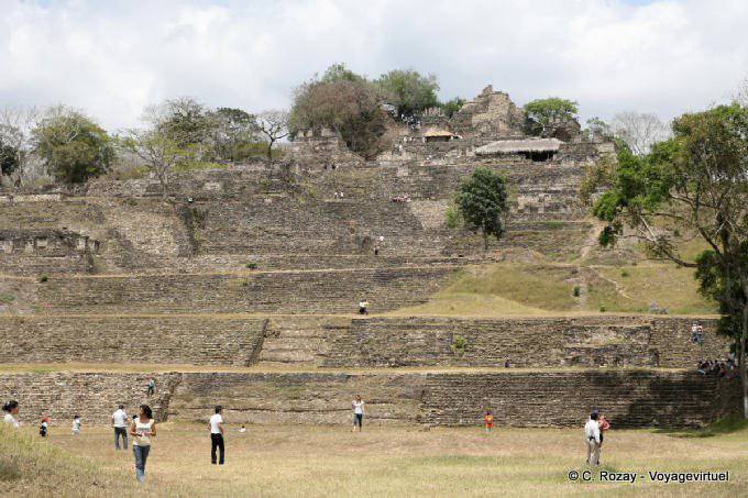 Ruines sur la colline, Tonina - Mexique