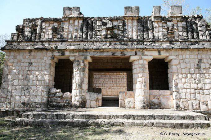 Structure du site archéologique d'Uxmal - Mexique