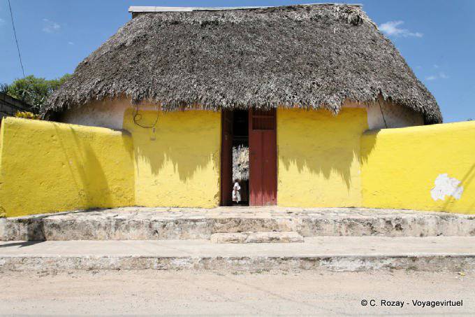 La maison jaune, Yucatan - Mexique