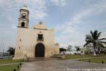 Eglise vers le parc San Roman, Campeche, Mexique.