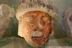 Tête rouge, sculpture, Museo Archeologia Maya, Campeche, Mexique.