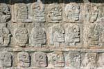 Mur des Crânes Tzompantli, Chichen Itza, Mexique.