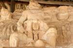 Figure sur la tête du Serpent, sculpture en stuc du Jaguar Altar, Ek Balam, Mexique.