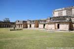 au coeur du patio, Carré des Oiseaux, Uxmal, Mexique.