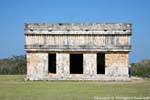 La façade de la Maison des Tortues, Uxmal, Mexique.