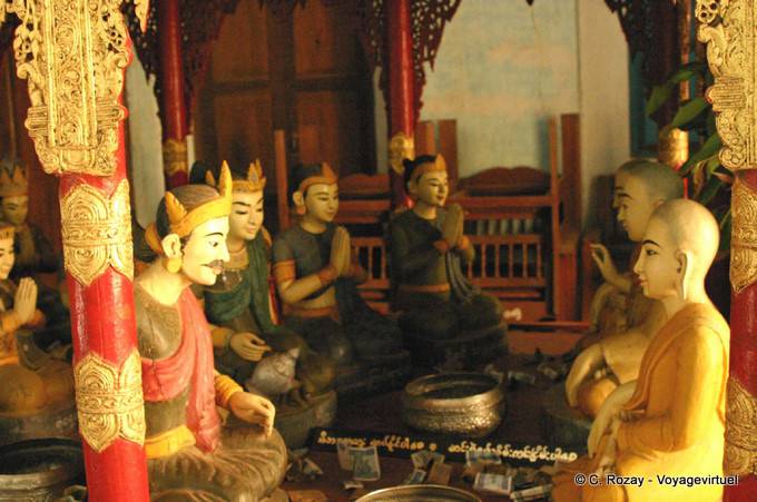 Assemblée de Nats, Bagan - Myanmar (Birmanie)