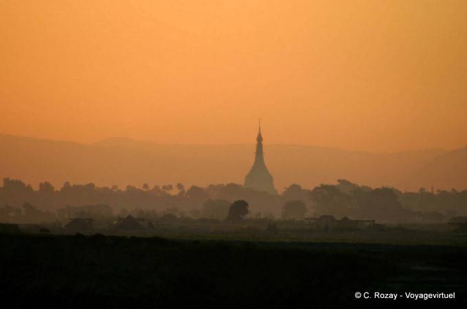 Impression au lever du soleil, Mandalay - Myanmar (Birmanie)