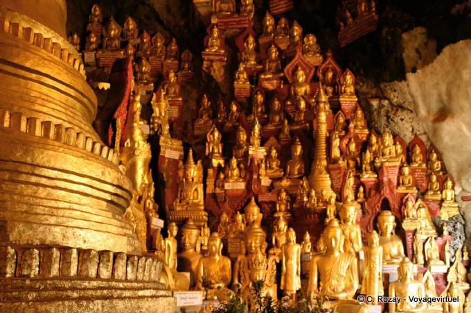 Il y a 8000 bouddhas dans les grottes de Pindaya, Taunggyi - Myanmar (Birmanie)