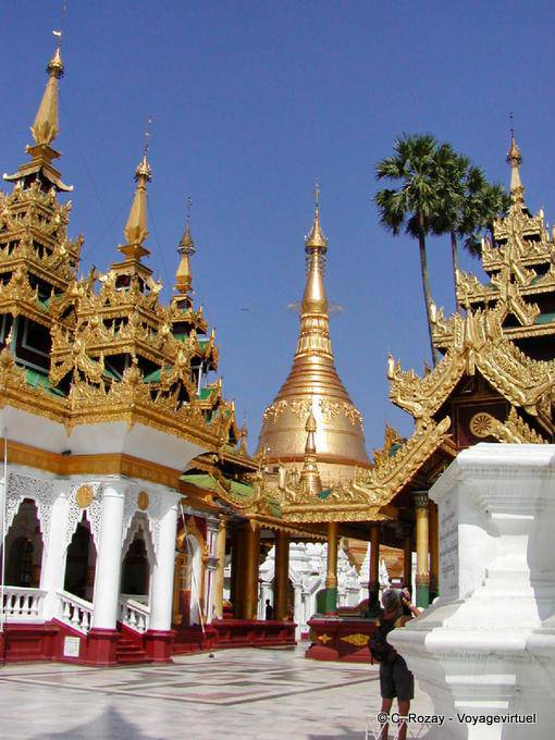 Stupa de la pagode Shinsawpu (pagode des quatre moines), Shwedagon, Yangon - Myanmar (Birmanie)