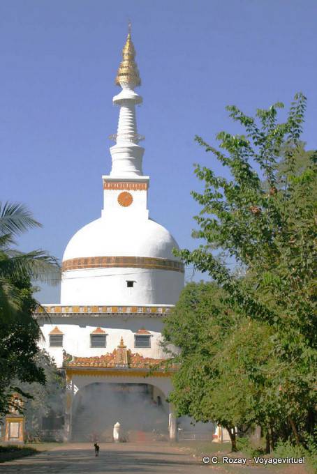 Stupa de forme particulière, Yangon - Myanmar (Birmanie)