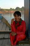 Sourire sur la jetée, Ava, Mandalay, Birmanie.