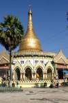 Stupa de la pagode Kaba Aye (Thiri Mingala Gaba Aye Zedidaw), Yangon, Birmanie.
