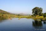 Paysage en naviguant sur le Belu Chaung vers le lac Sankar (Sagar), Birmanie.
