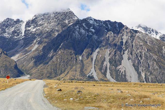 En direction du lac Tasman, Mount Cook Road, Canterbury - Nouvelle-Zélande