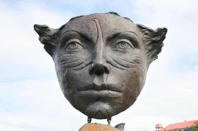 Face de la paix, sculpture de Margriet Windhausen, Timaru, Canterbury - Nouvelle-Zélande