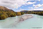 Rivière glaciaire, Waitaki River, Canterbury, Nouvelle-Zélande.