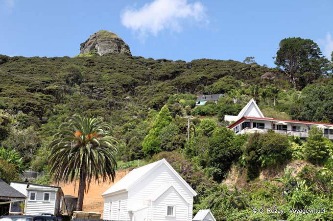 St Paul volcanic plug, Whangaroa, Northland - Nouvelle-Zélande