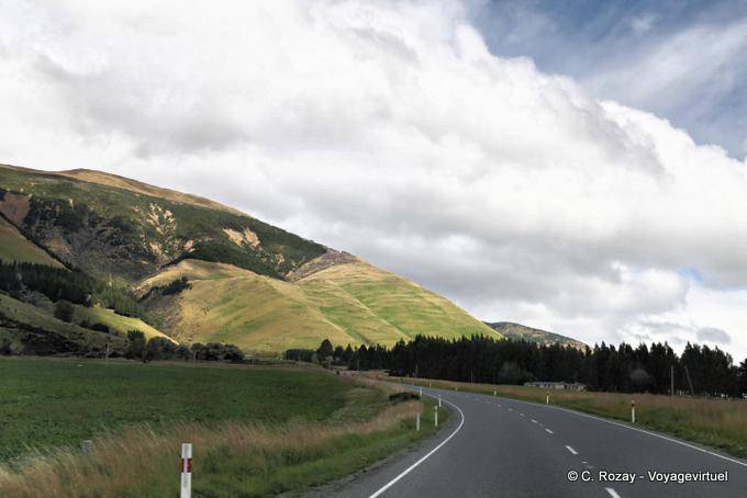 Entre ombre et lumière, Queenstown Road to Invercargill, Southland - Nouvelle-Zélande