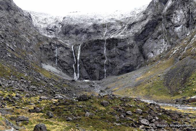 Reculée avant le Homer tunnel, Road Te Anau to Milford Sound, Southland - Nouvelle-Zélande