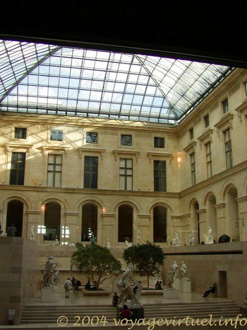 Cour Puget, musée du Louvre, Paris - France