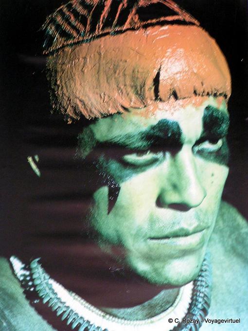 Portrait de guerrier Indien, peuple d'origine Kichwa, Otavalo -Équateur