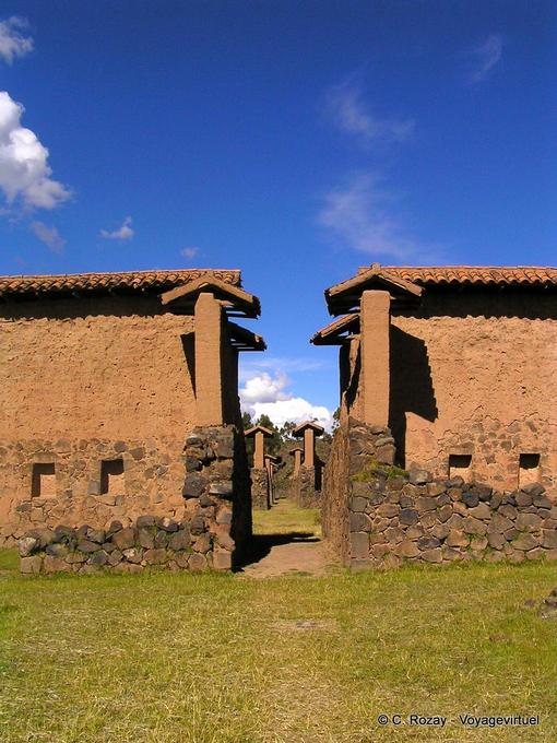 Pérou, Raq'chi Wiracocha, géométrie dans le temple -Pérou