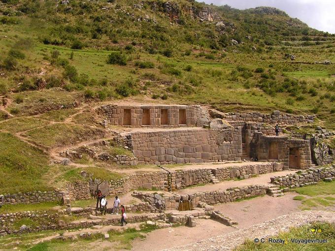 Tambomachay, les bains Incas -Pérou
