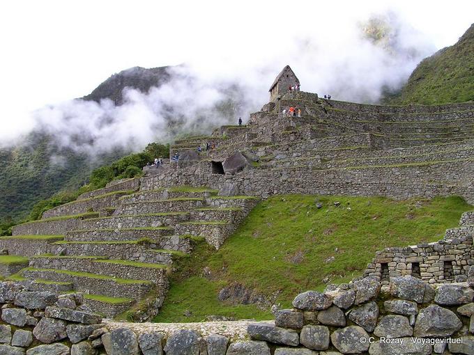 Terrasses agricoles et Caretaker's hut, Machu Picchu -Pérou