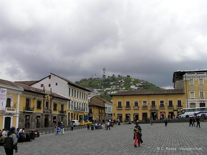 Vue sur le Mirador El Panecillo, Quito -Équateur