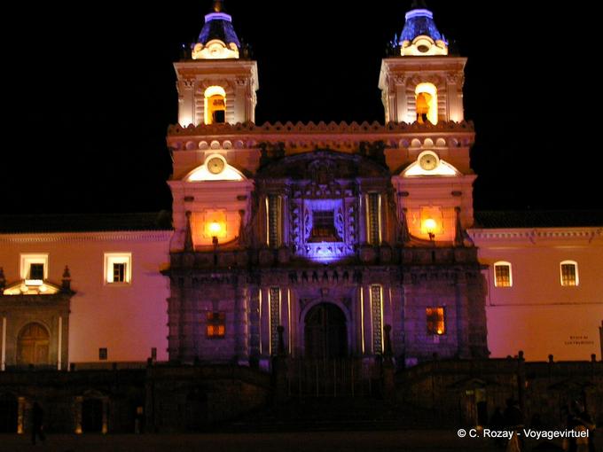 Éclairage nocturne de l'église San Francisco, Quito -Équateur