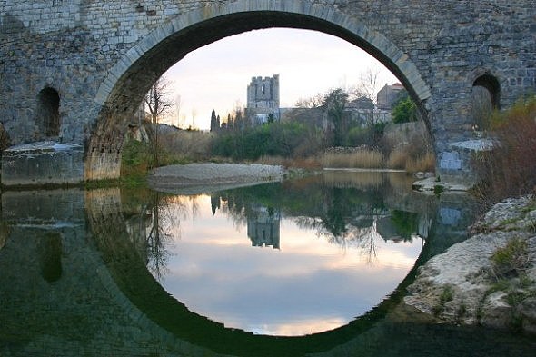 Abbaye de Lagrasse
Vue  originale de l'abbaye
Mots-clés: Abbaye-de-Lagrasse