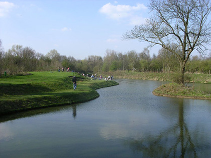 l'etang des marlettes
un paradis pour pecheurs
Mots-clés: etang eau peche detente