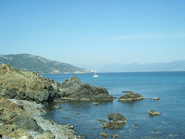 Alentours des Sanguinaires :: Ajaccio
Photo prise sur le site des îles sanguinaires à Ajaccio.
Mots-clés: îles-sanguinaires Ajaccio