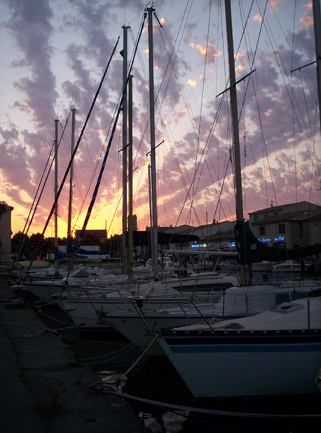 Coucher de soleil sur le port de Marseillan
