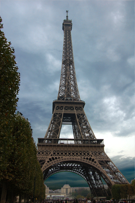 Champ de Mars Paris :: tour Eiffel
depuis le champ de mars

Mots-clés: Eiffel Paris