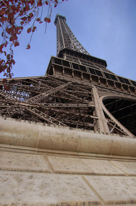 Au pied de la tour Eiffel
Mots-clés: Eiffel Paris