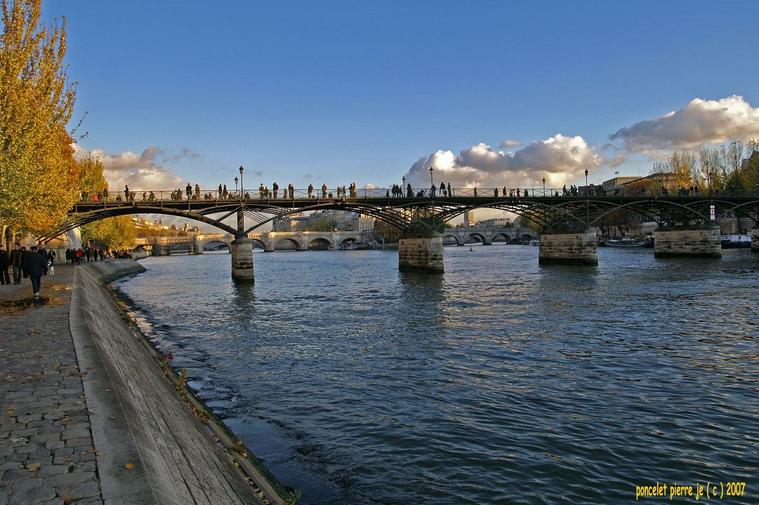 La passerelle des arts  Paris
Mots-clés: Paris