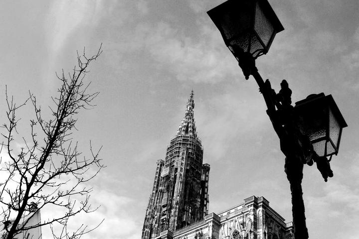 Clocher en rénovation de la cathédrale de Strasbourg
Mots-clés: Strasbourg Bas-Rhin Alsace