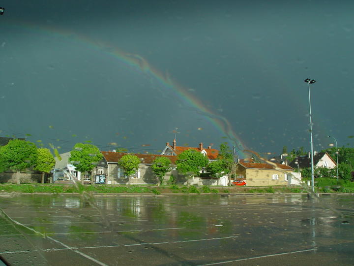 couleurs d'orage
Mots-clés: Avallon