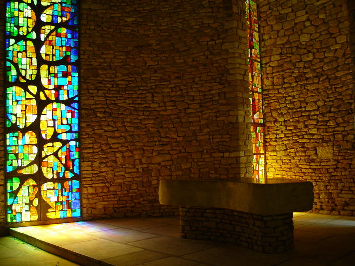 CHAPELLE NOTRE DAME D'ORIENT
JP MIGNARD
Mots-clés: SERMIZELLE