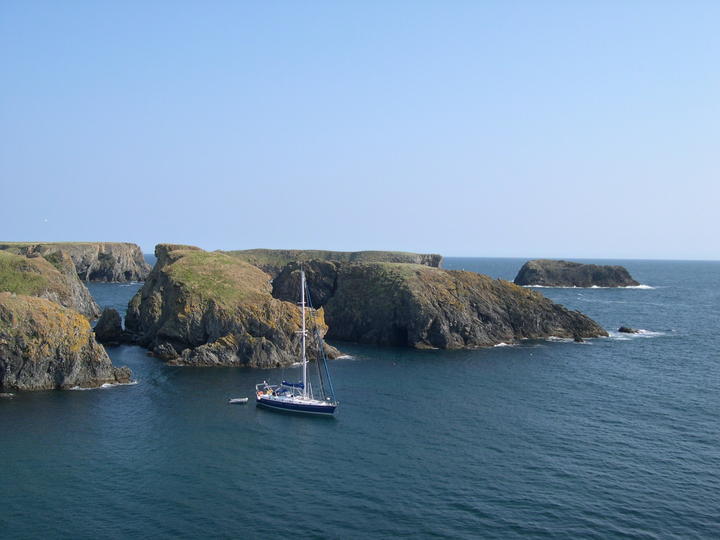 Port Goulphar :: Belle-Ile-en-Mer
la côte déchiquetée de Belle Ile en mer
Mots-clés: Bretagne Morbihan Belle-Ile-en-Mer