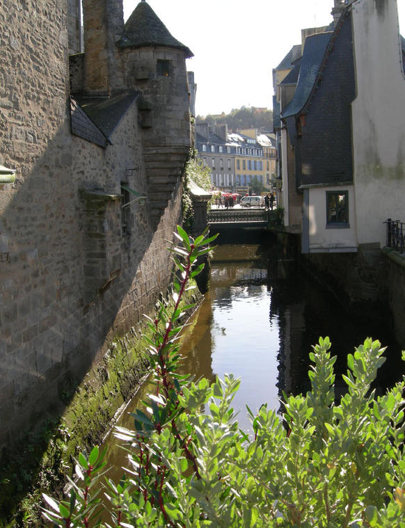 Maisons canal à Quimper
Le vieux Quimper
Novembre 2006
Mots-clés: Maisons-canal Quimper
