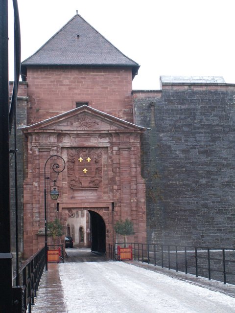 Porte Breisach Belfort
Porte d'entrée Breisach de la Ville de Belfort
Mots-clés: Belfort fortifications