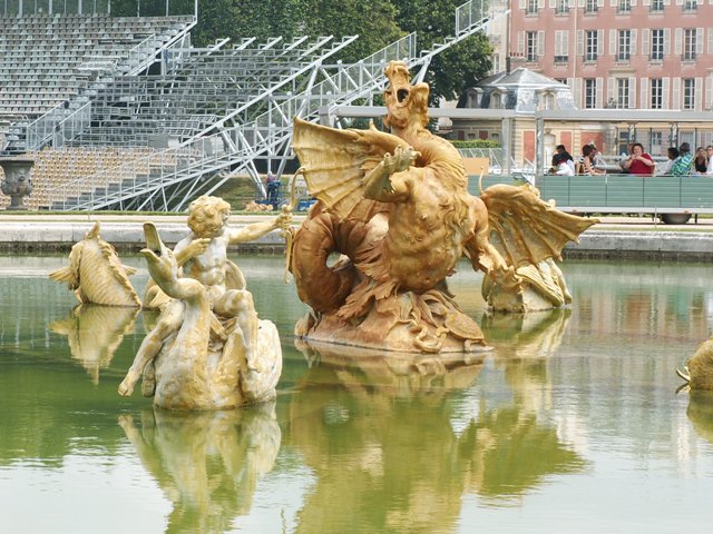 Chateau de Versailles - Bassin du Dragon
Bassin du Dragon
Chateau de Versailles
Mots-clés: Versailles